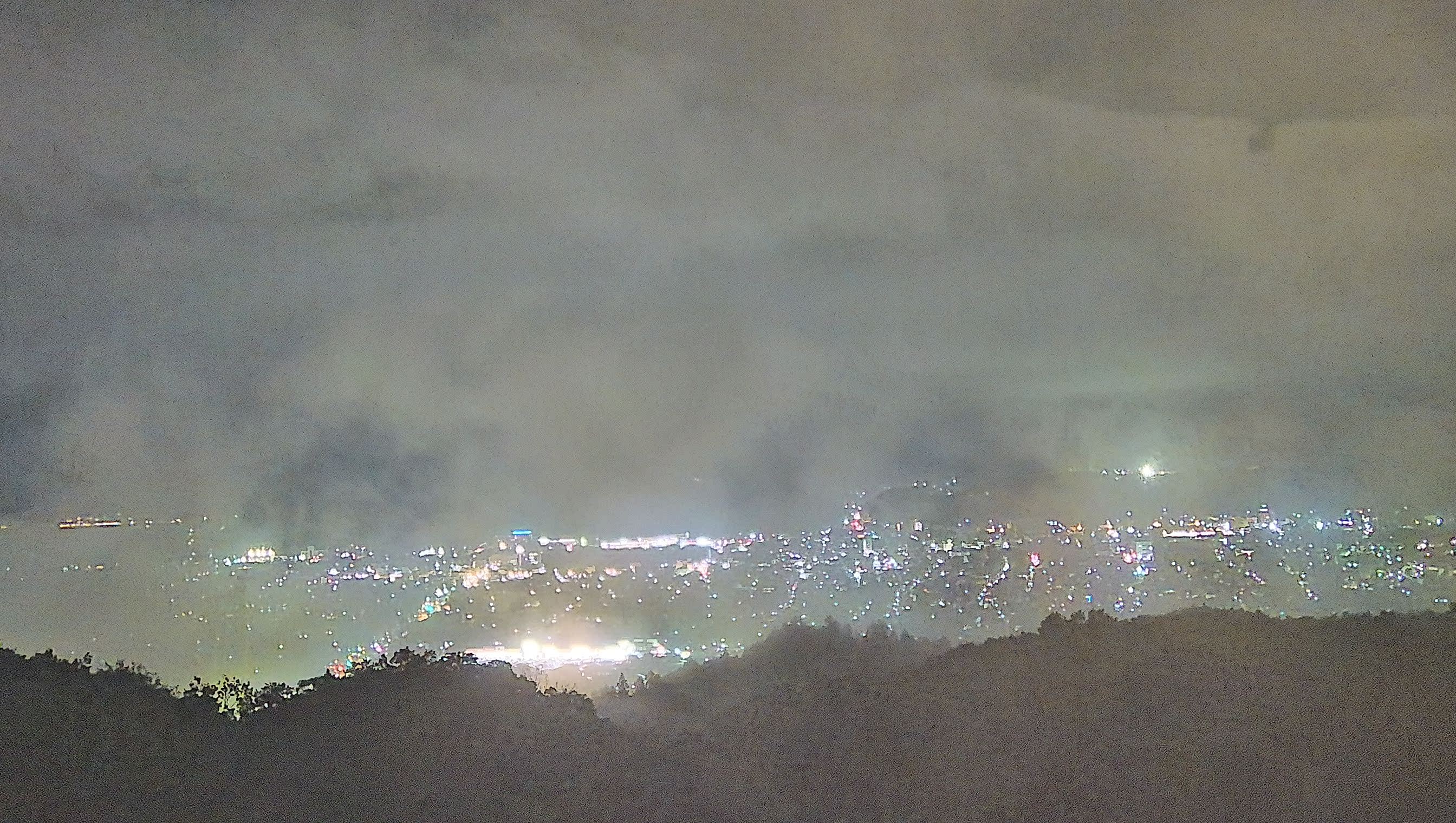 秩父雲海カメラ 2026/09/30 19:52